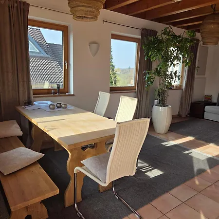 Gemuetliche Mit Terrasse Mit Tollem Fernblick Alzenau