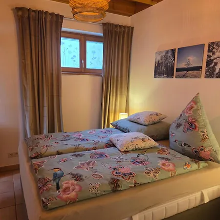 Gemuetliche Mit Terrasse Mit Tollem Fernblick Appartement Alzenau